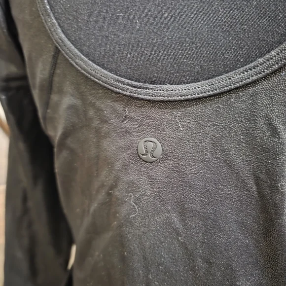 LAST CHANCE Lululemon Align Crop Top - Picture 3 of 4